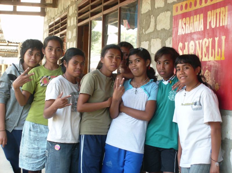 Jugendliche auf Sumba